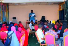 Xafiiska Qorsheynta iyo Tababarada xarunta dhalinyarada ayaa maanta xarunta ku daah-furay Tababar ay ka faa’iideysanayso dha