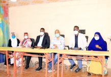 Gudoomiyaha Dhalinyarada Gobolka Benadir Mudane Cabdikafi Maxamuud Makaraan ayaa  Xarunta Dhalinyarada Gobolka Benadir ku soo xirey tababar ay ka faa’iideysanayeen